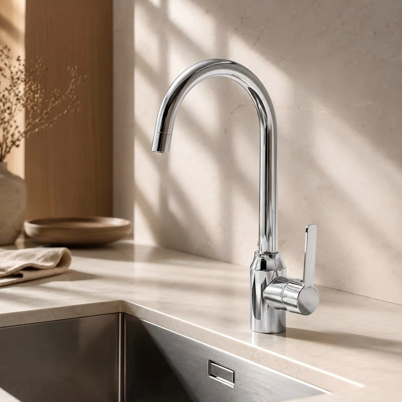 Single Handle Hot And Cold Kitchen Faucet high quality
